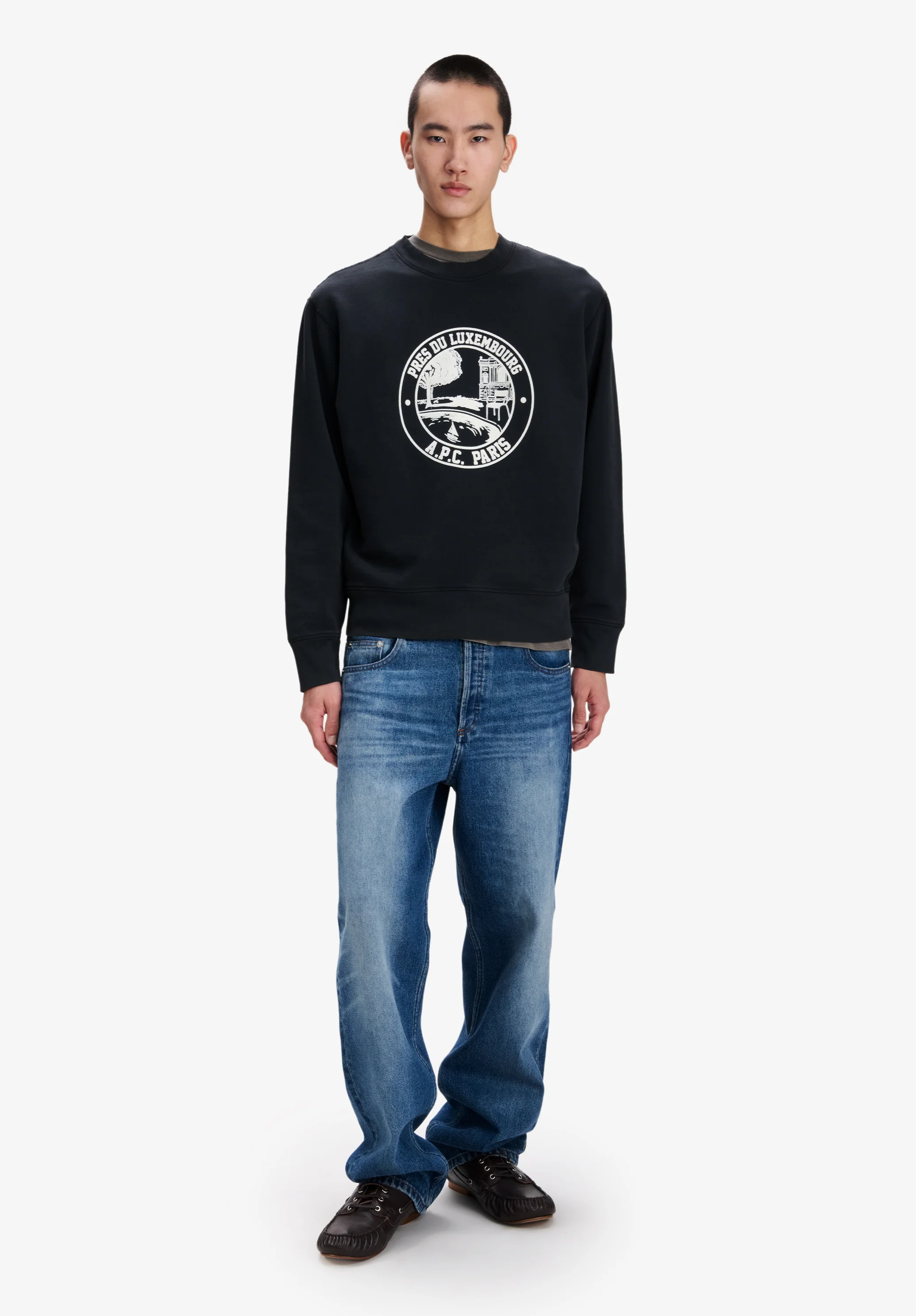 Black sweatshirt with garden logo - Image 2