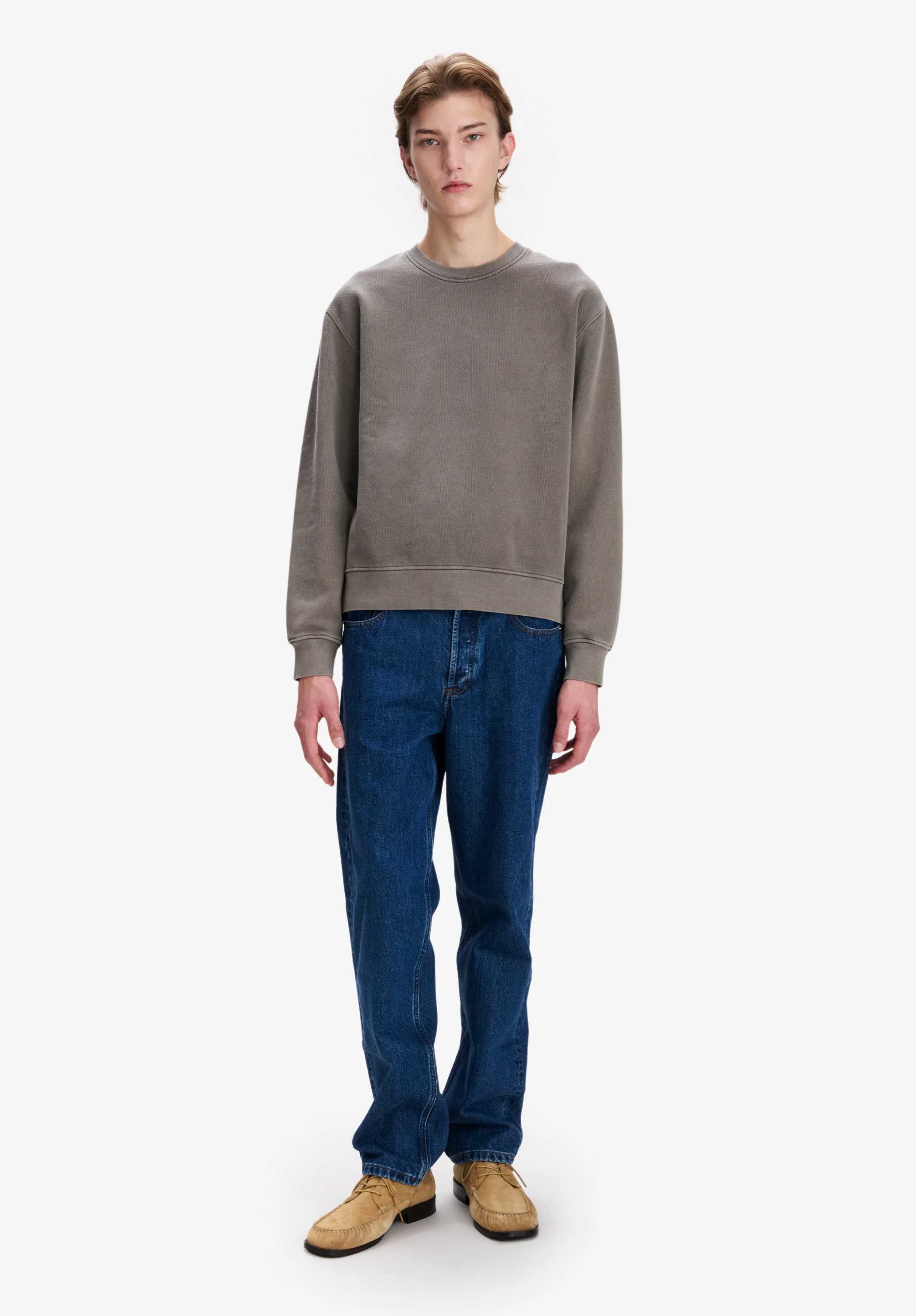 Boxy A.P.C. Autumn 28 sweatshirt