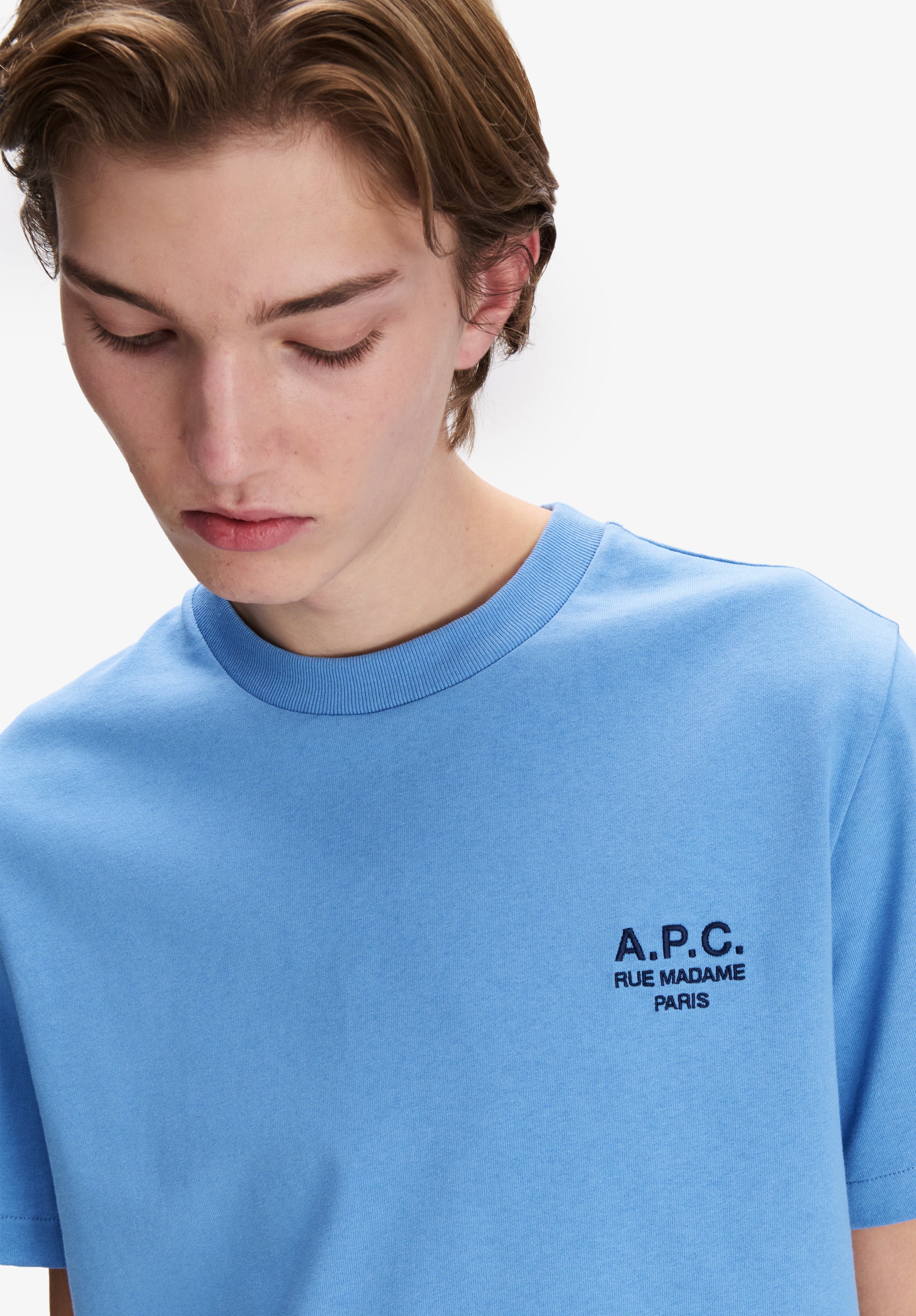 Light blue t-shirt with A.P.C. Rue Madame logo - Image 4