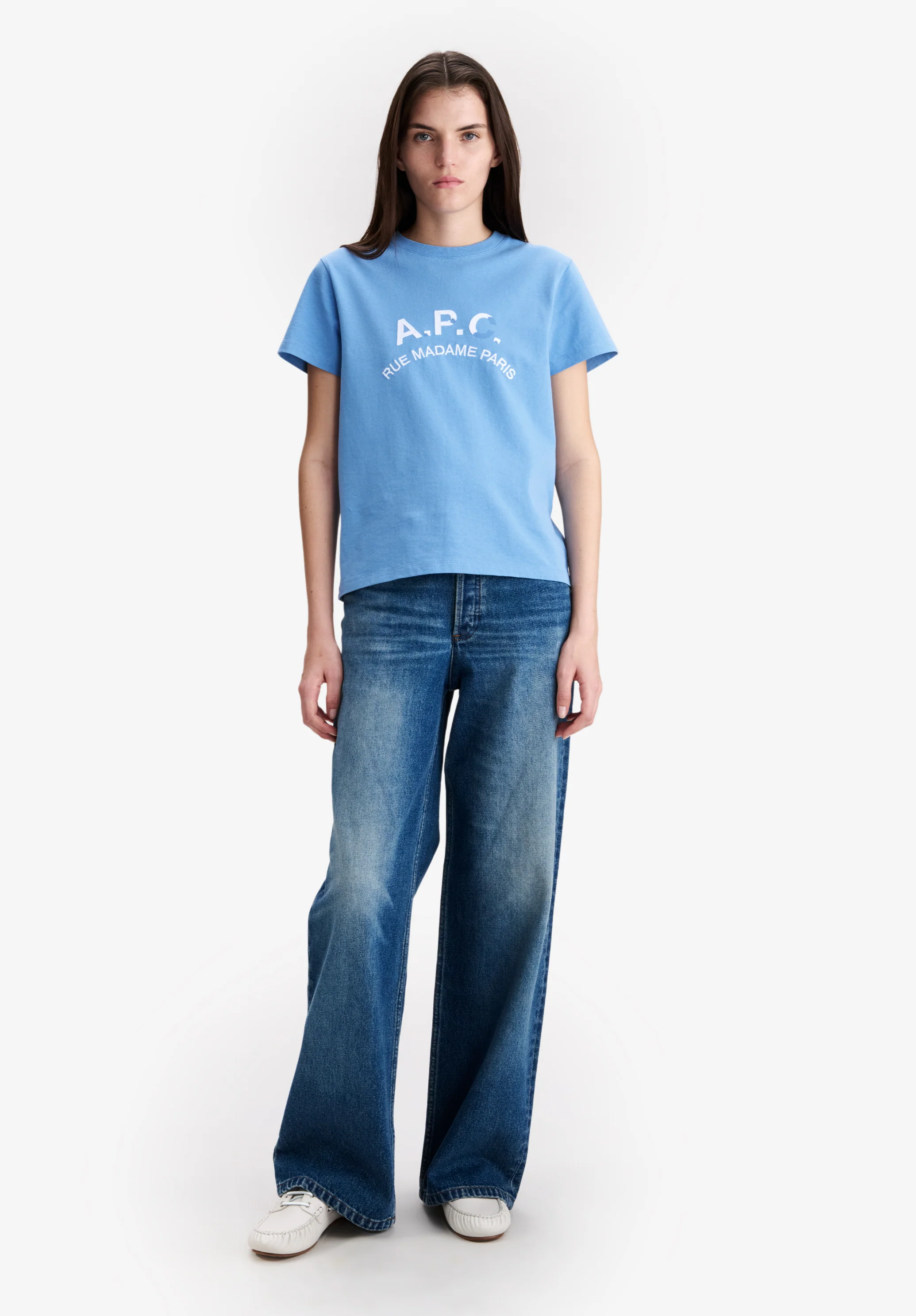 Light blue t-shirt with vintage-effect A.P.C. logo - Image 2