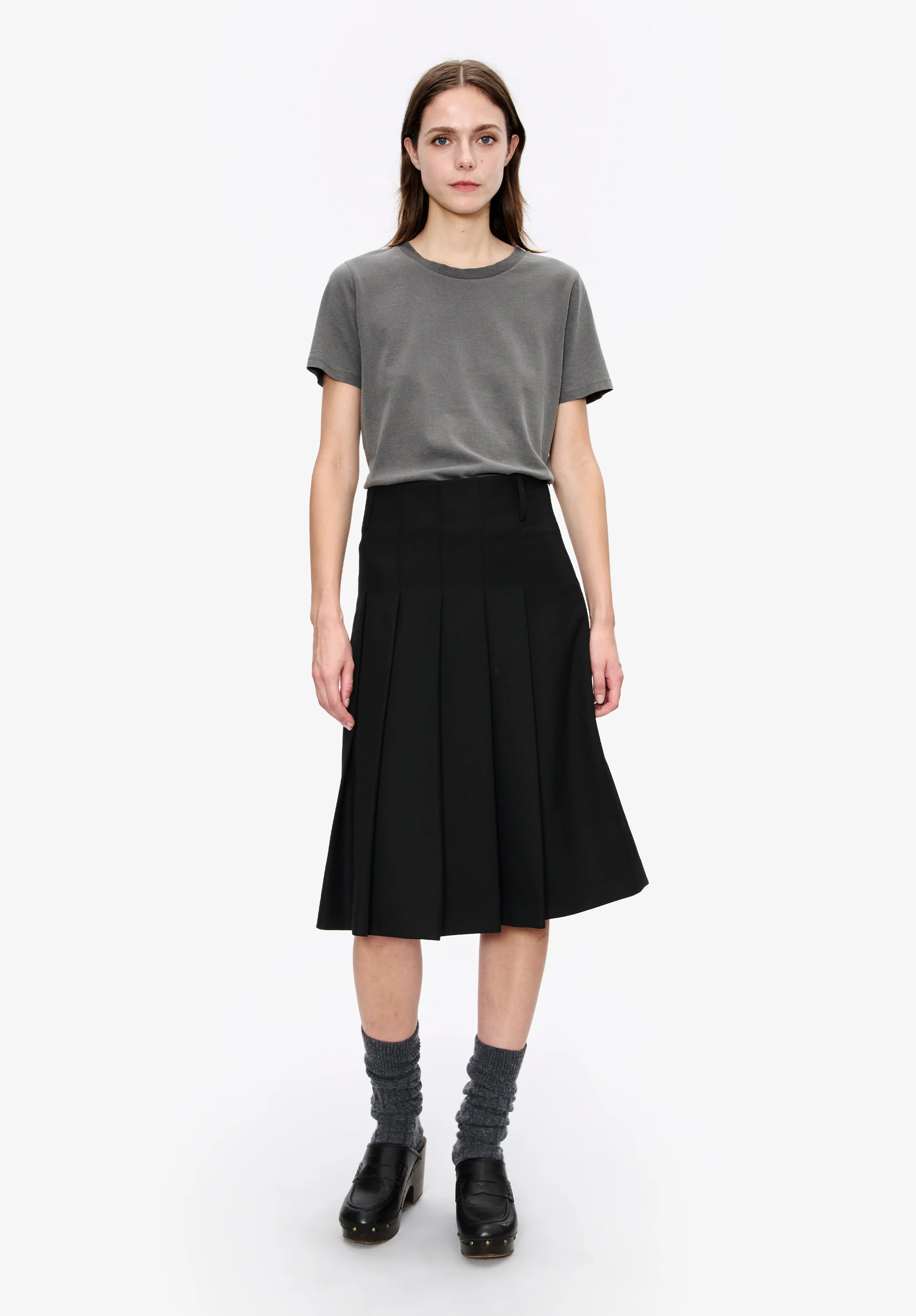 Long pleated skirt - Image 2