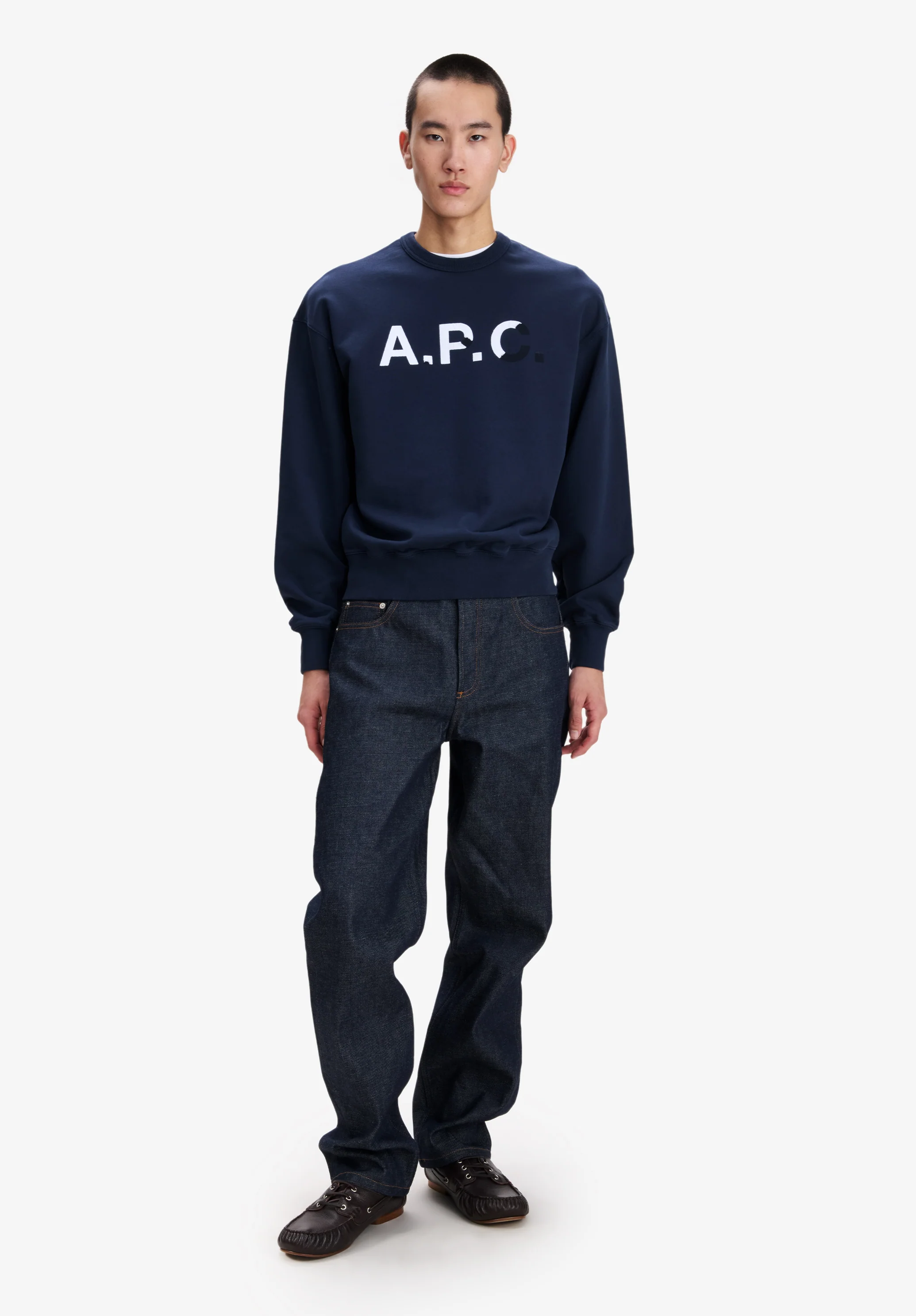 Navy blue sweatshirt with vintage-effect A.P.C. logo - Image 2
