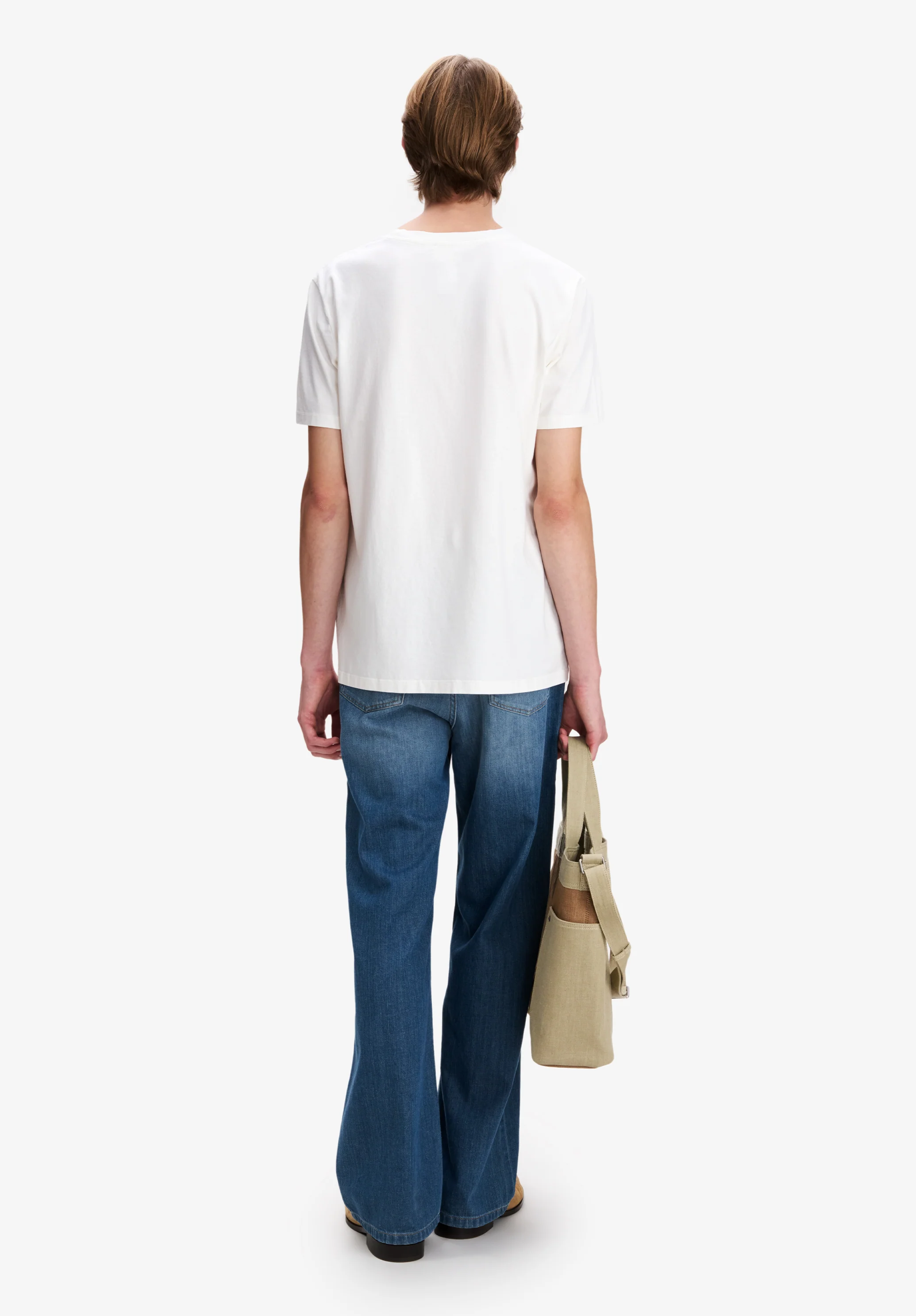 Off-white t-shirt with A.P.C. Rue Madame logo - Image 3