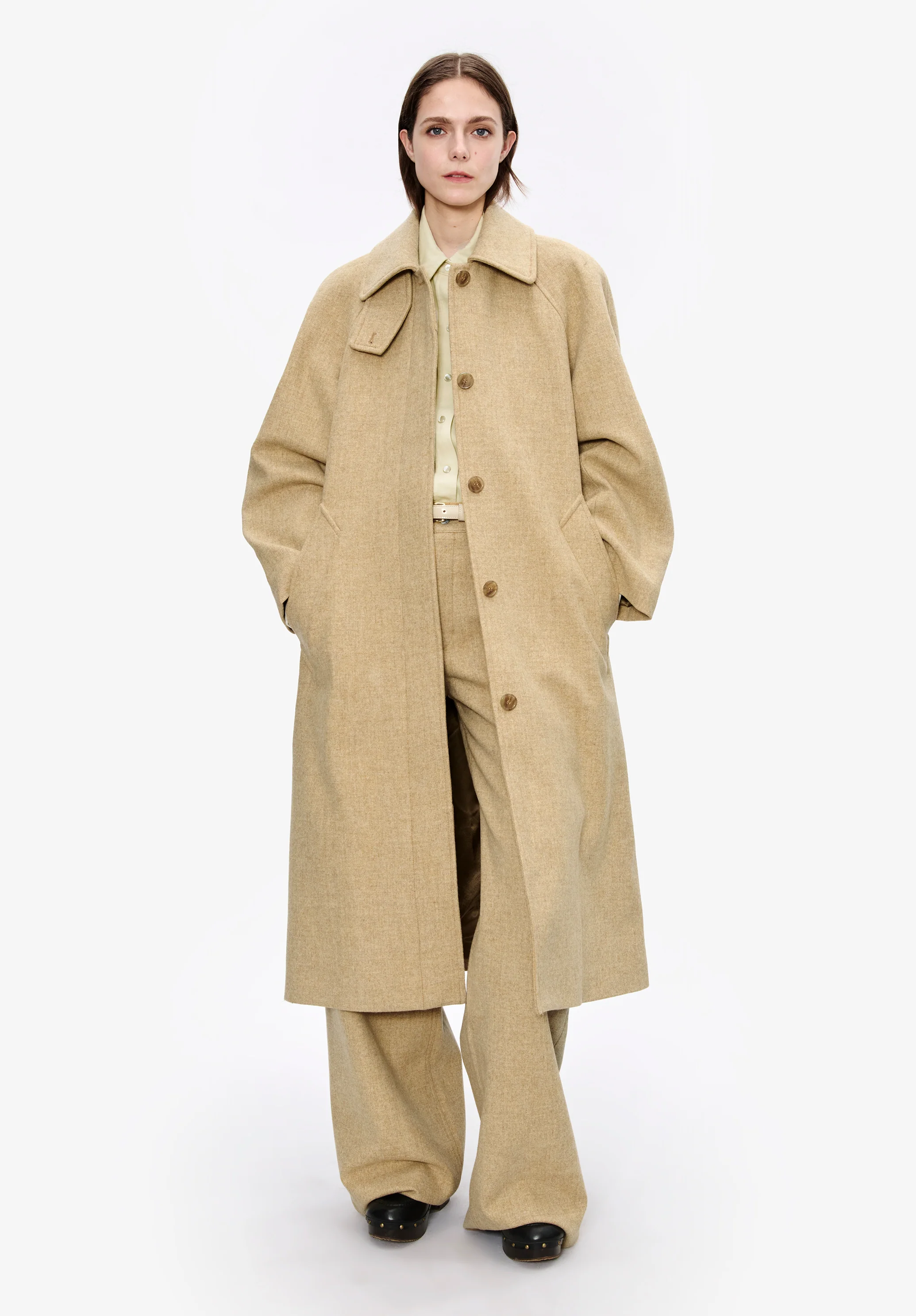 Oversize solid-colour coat with raglan sleeves - Image 2