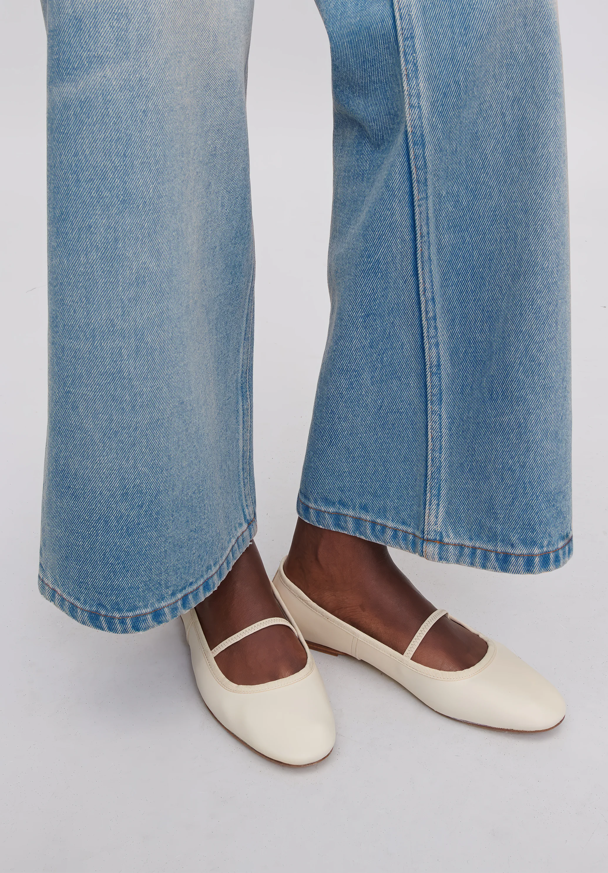 Swan ballet flats - Image 4
