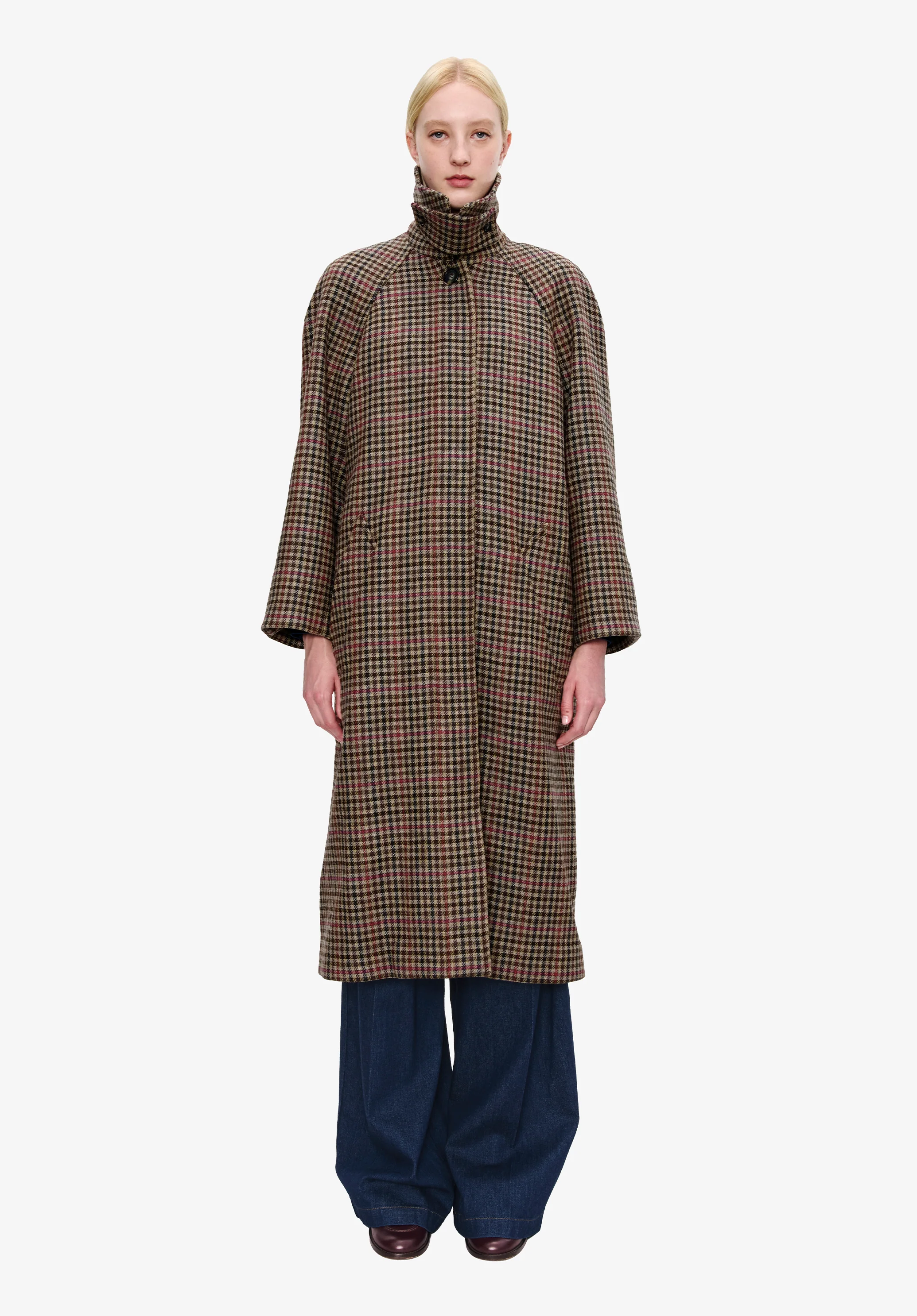 Oversize tartan coat with raglan sleeves - Image 4